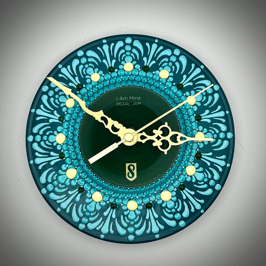 Pearl Jam "I Am Mine" Vintage 45 Record Clock