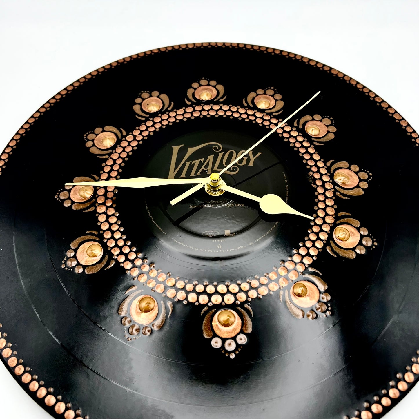 Pearl Jam "Vitalogy" 12 inch Vinyl Mandala Clock, RE