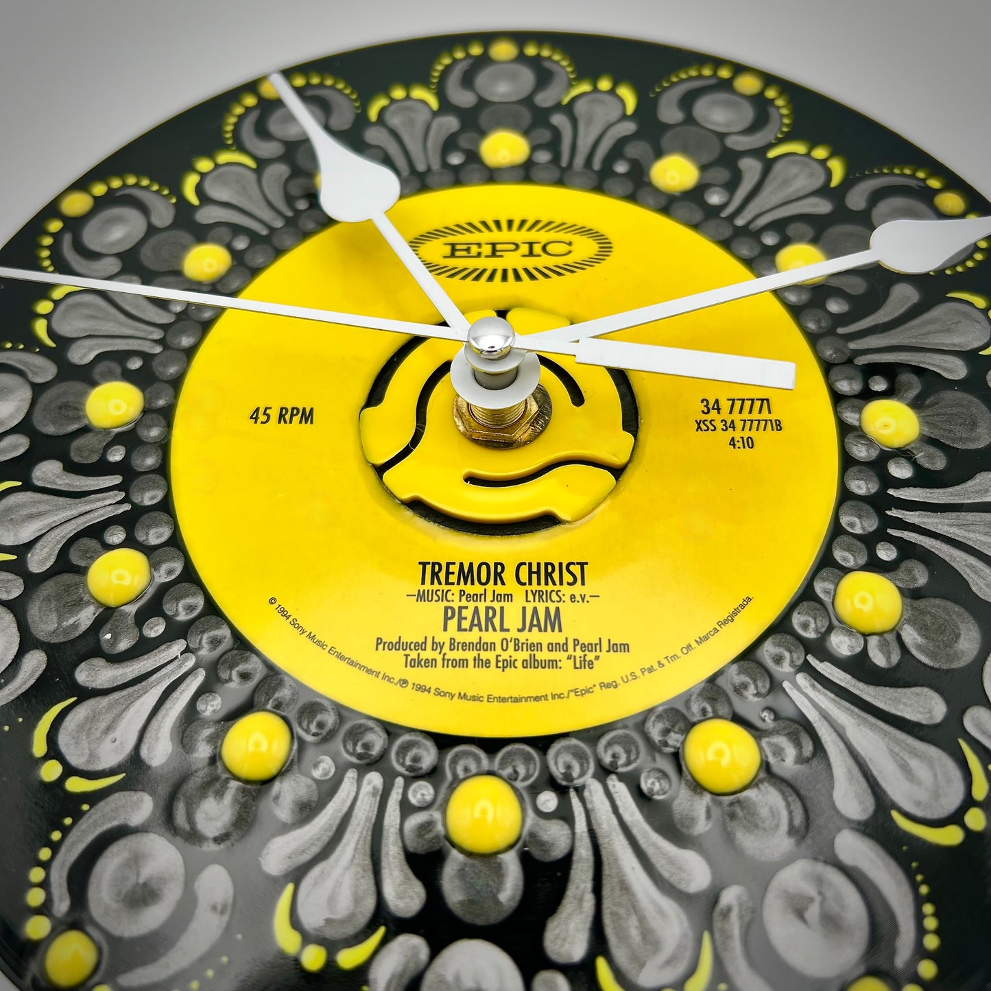 Pearl Jam "Tremor Christ" Vintage 45 Record Clock