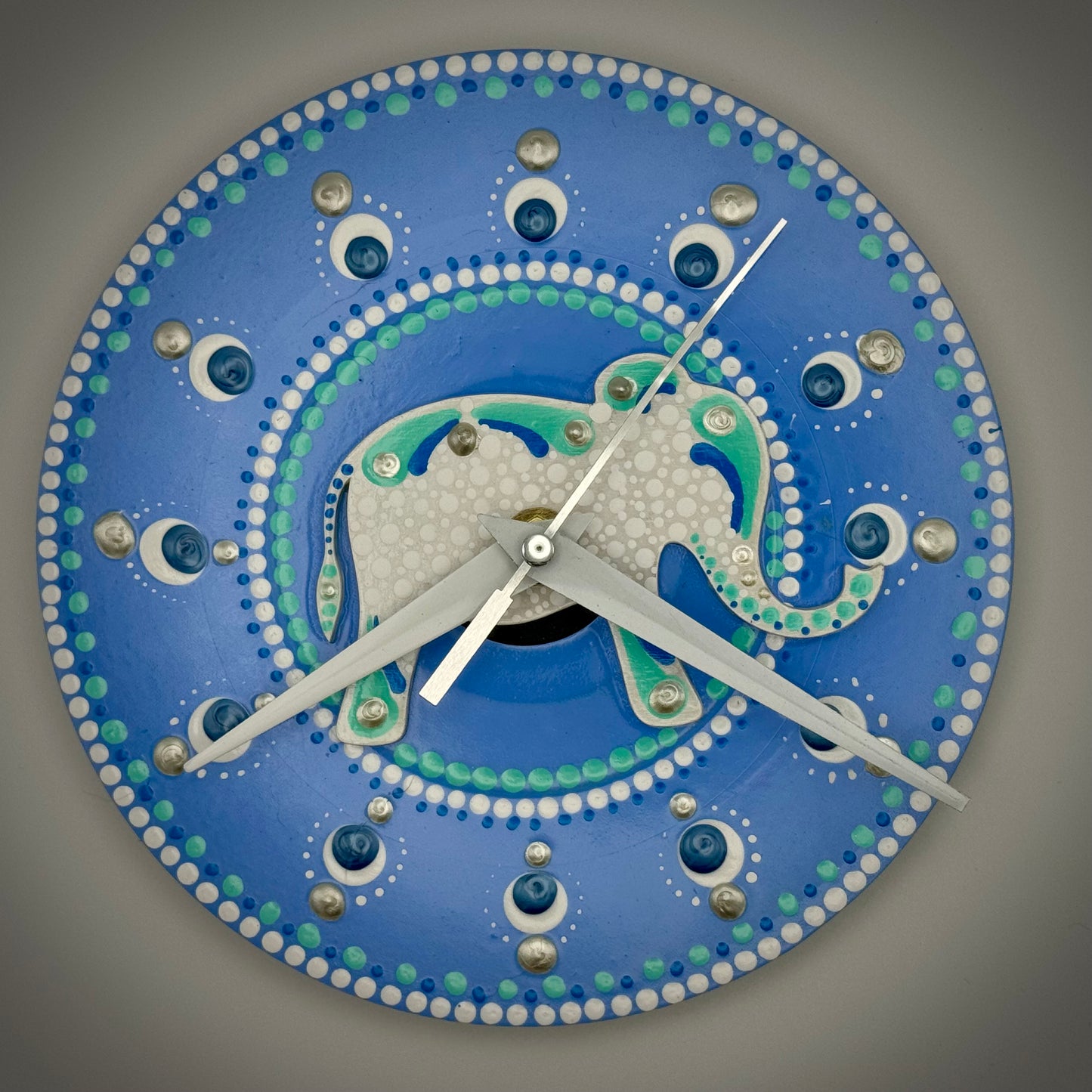 Art Clock on 45 Vinyl Record, Baby Blue Elephant Mandala, Wooden Inlay